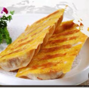 Fried Mixed Seafood and Pork Mince with Shrimp Dumpling (12 Pcs)<br />鲜虾锅贴