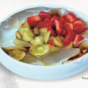 Iced Jelly Topped with Honey and Fresh Fruit 蜂蜜水果冰粉