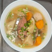 Pork Bone &amp; Pork Maws Soup 棒骨猪肚萝卜汤 