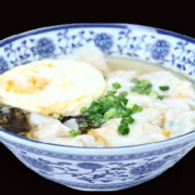 Wonton In Chicken &amp; Dry Shrimp Soup with Egg 鸡汤馄饨+鸡蛋 
